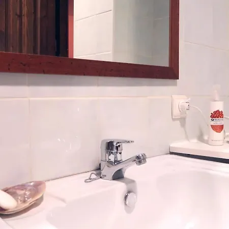 Charming Albaicin Patio Flat Free Onsite Parking Apartment Granada